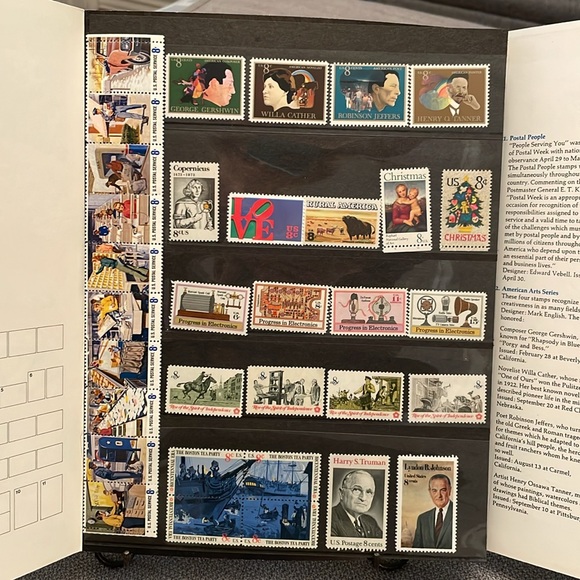 USPS Souvenir Mint Set 1973 Commemorative Postage Stamp Album 33 Stamps Total - Picture 4 of 10